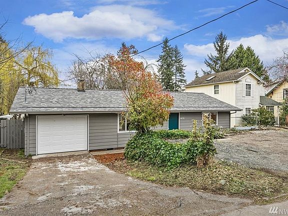 2nd image of 18770 4th Ave NE