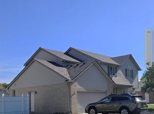 15801 Toulouse Ave, Fraser, MI 48026