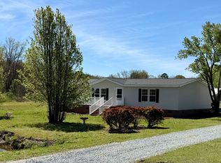 155 Giddens St, Newton Grove, NC 28366