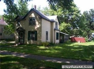 325 E 2nd St, Litchfield, MN 55355