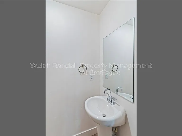 1173 W Shady Brook Ln #11 — Photo 16