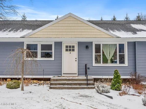 22 Horton Drive, Watervliet, NY 12189