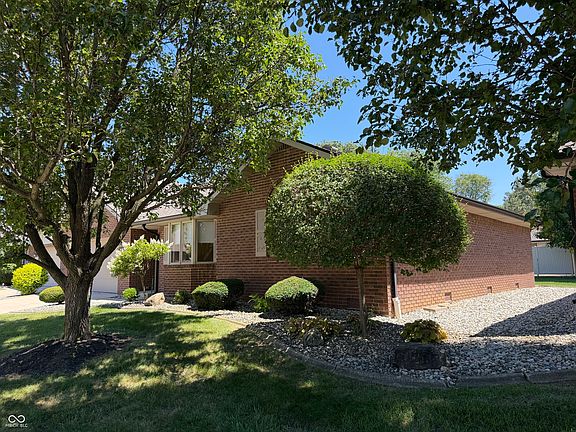 5th image of 1206 Sugar Pine Dr