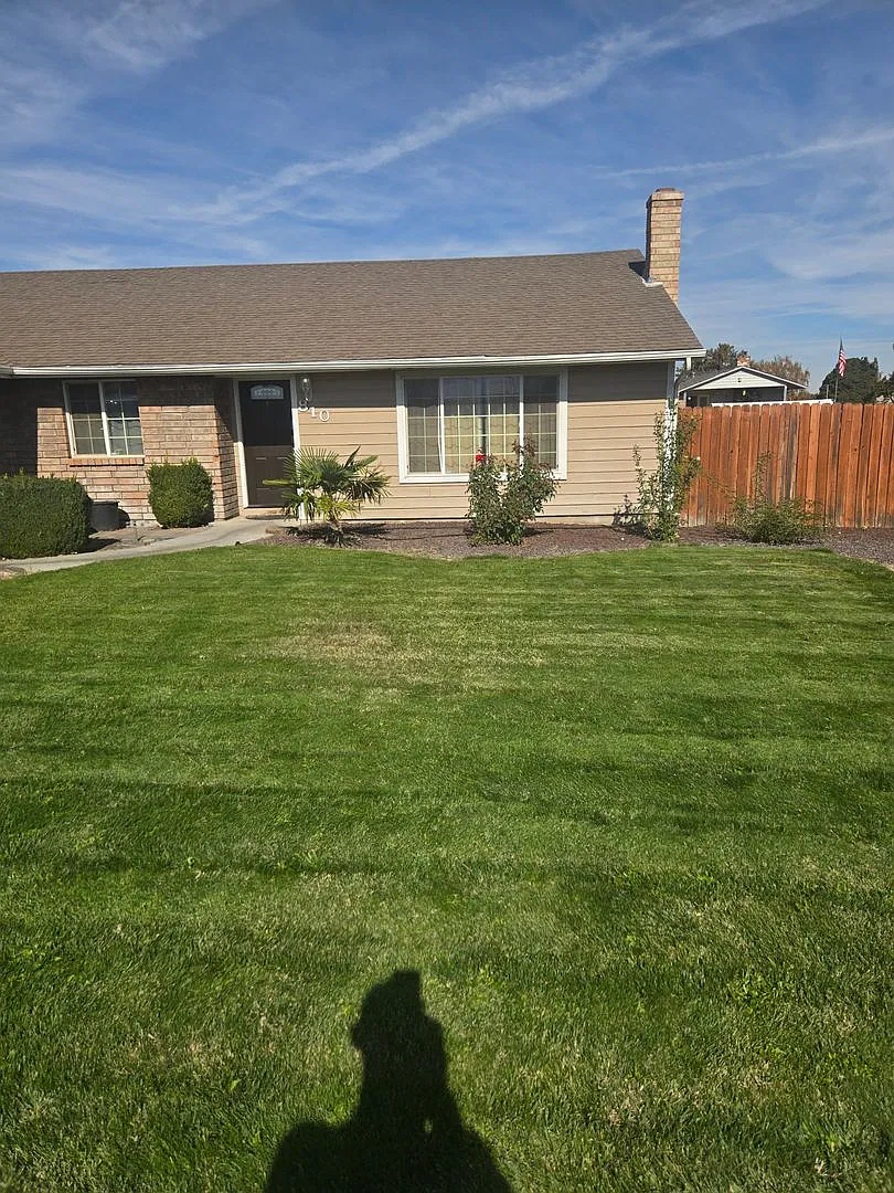 Lovely well cared for Home i — Photo 4