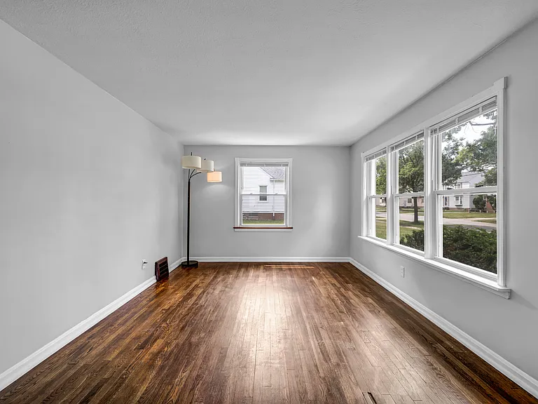 5505 South Blvd — Photo 7