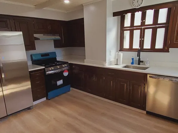 285 Born Street image 30 of 41