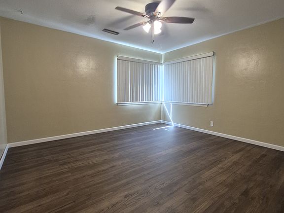 4th image of 3626 N Delno Ave