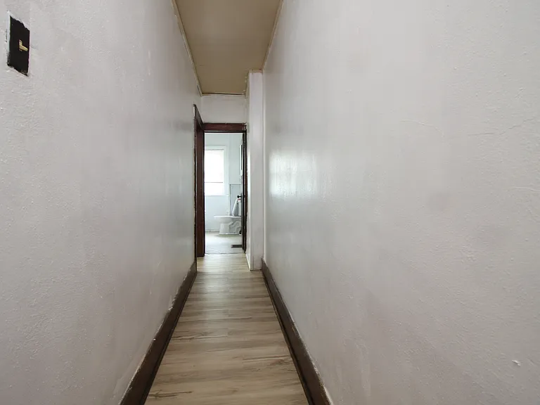 217 Campus Ave #2 — Photo 15