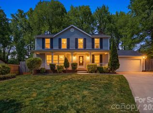 6839 Honey Hurst Ln, Charlotte, NC 28212