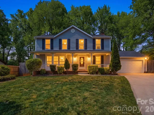 6839 Honey Hurst Ln, Charlotte, NC 28212