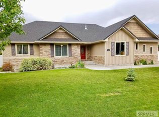 423 Beulahs Ln, Idaho Falls, ID 83401