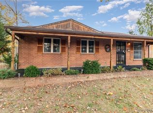 726 Goyne Dr, Jeffersonville, IN 47130