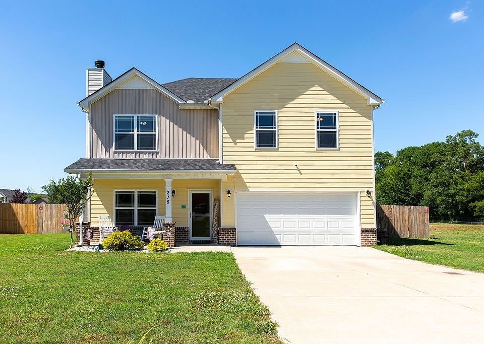 1st image of 215 Maple Leaf Ct