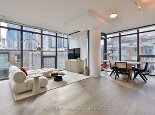 12 Degrees Condominiums, Toronto, ON M5T 0B3