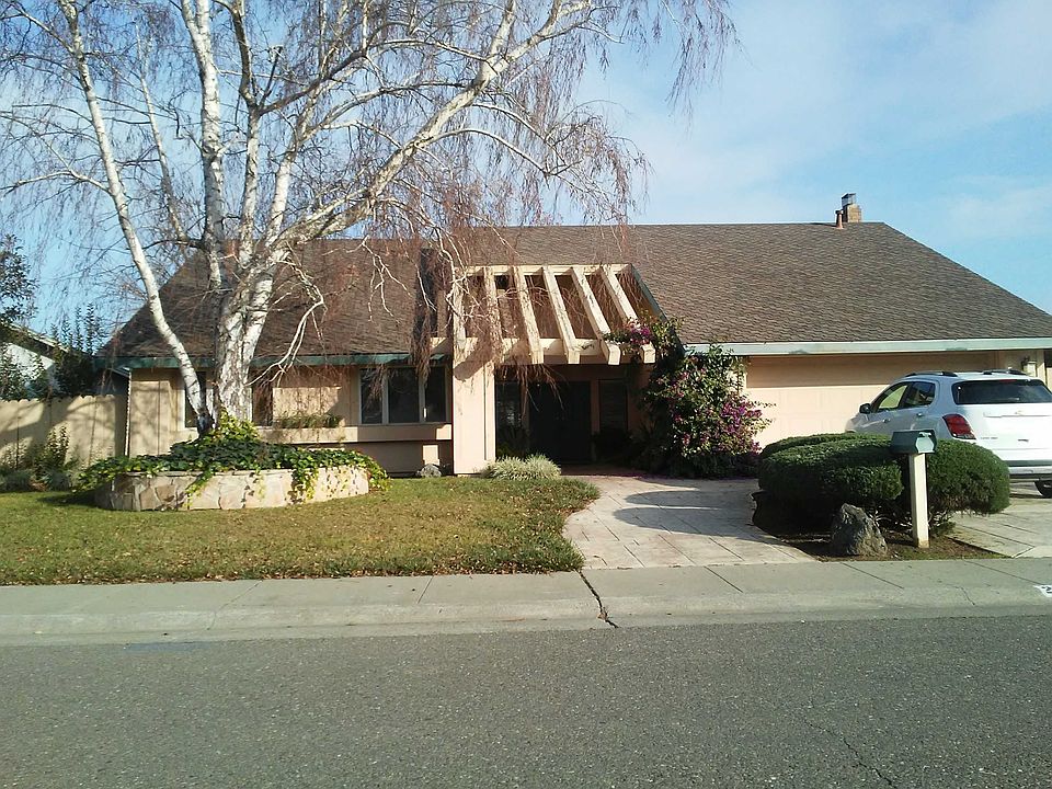 1st image of 225 Alderglen Dr
