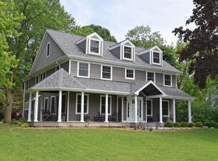 11344 N Lake Shore Dr, Mequon, WI 53092