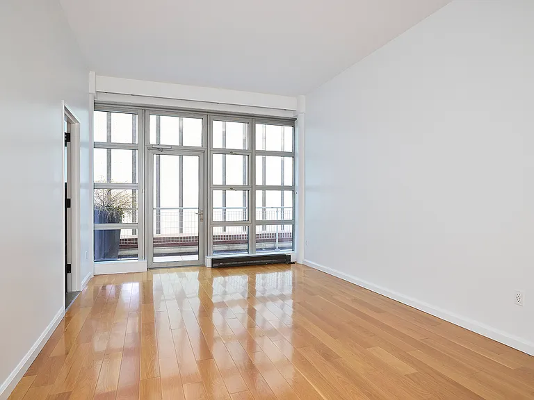500 W 53rd St #6A — Photo 7