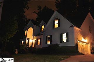 1st image of 219 Melville Ave