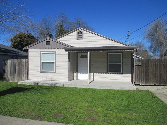 1st image of 2551 W Acacia St