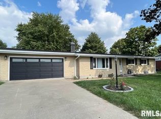 227 N Warsaw St, Ursa, IL 62376