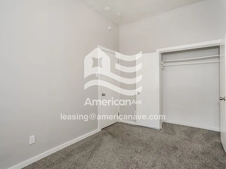 92493_013_bedroom_12823435.jpg