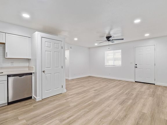 5th image of 1727 & 1801 W Cholla St #106