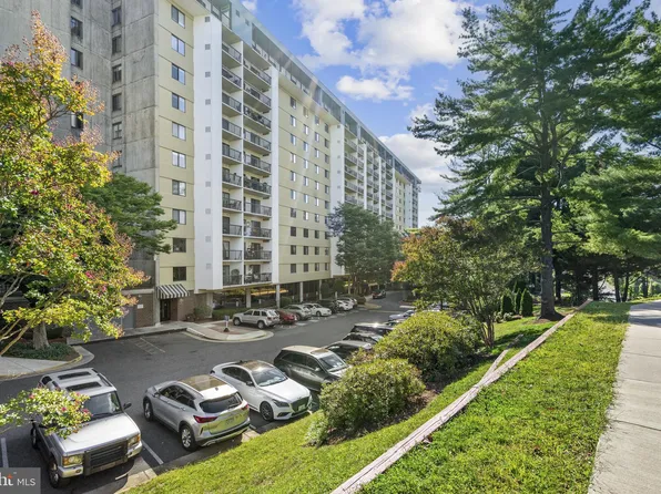 3800 Powell Ln APT 703, Falls Church, VA 22041