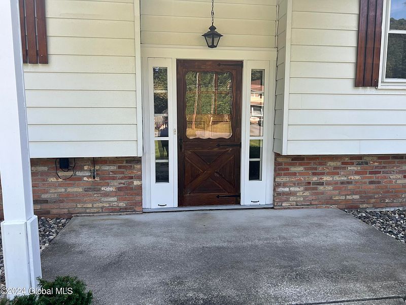 4th image of 39 Collamer Drive