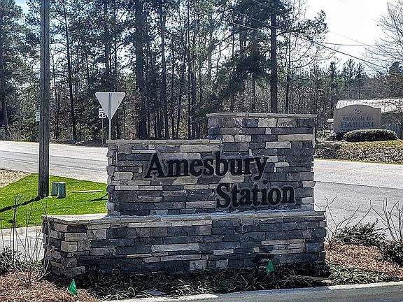 2nd image of 427 Amesbury Dr