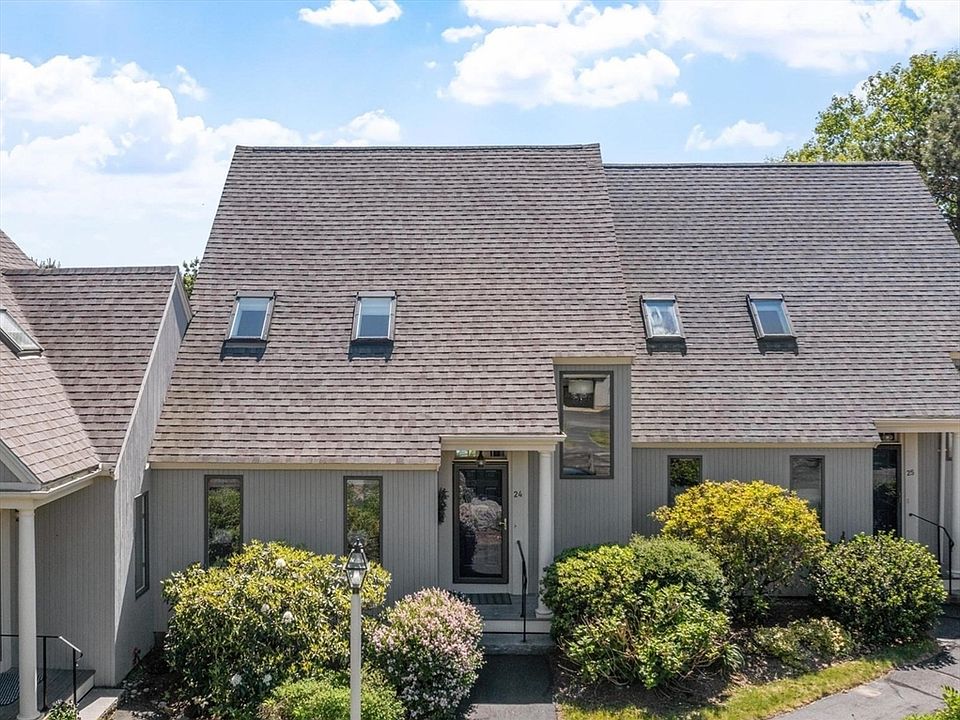 1st image of 24 Bayridge Ln #24