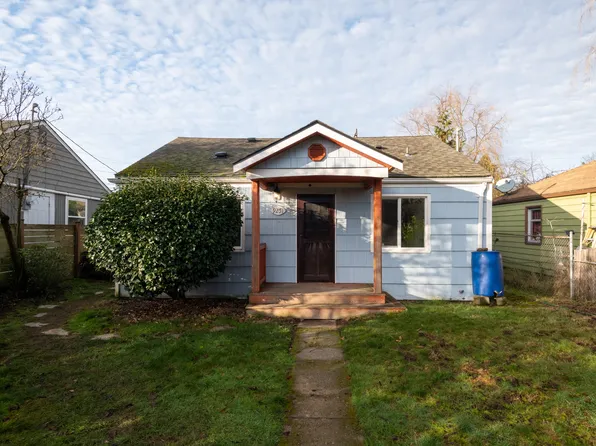 9251 21st Ave SW, Seattle, WA 98106