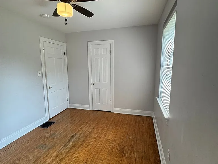 2079 Douglass Blvd — Photo 13