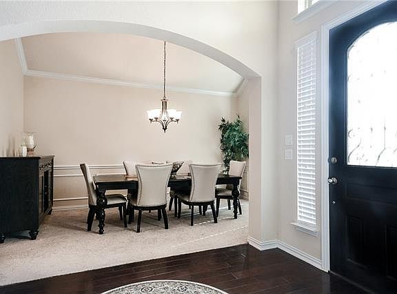 5th image of 720 Rolling Hills Ln