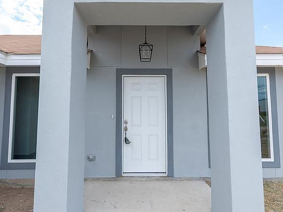 4th image of 1037 Pizzaro Ln