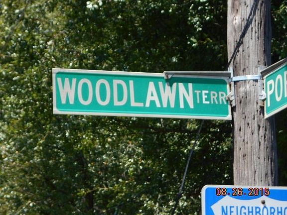 3rd image of 2740 Woodlawn Ter