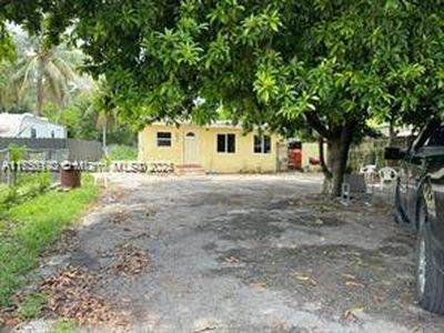 9333 NW 5th Ave, Miami, FL, 33150