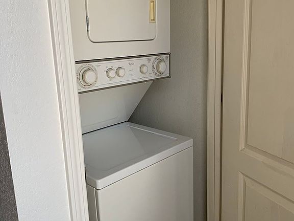 5th image of 3006 S Sallee Ct #7451206