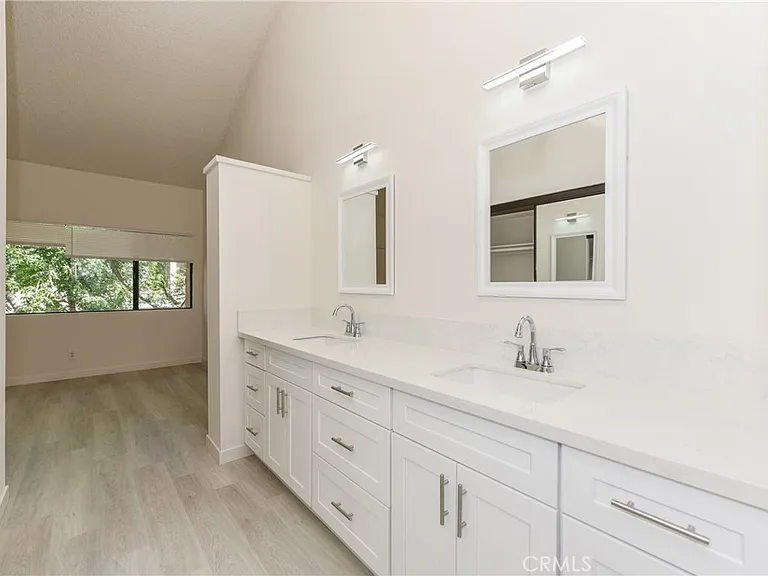 63 Lakepines — Photo 14