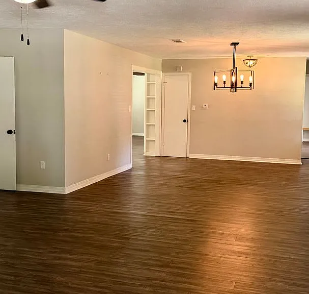 3316 Pines Rd — Photo 2