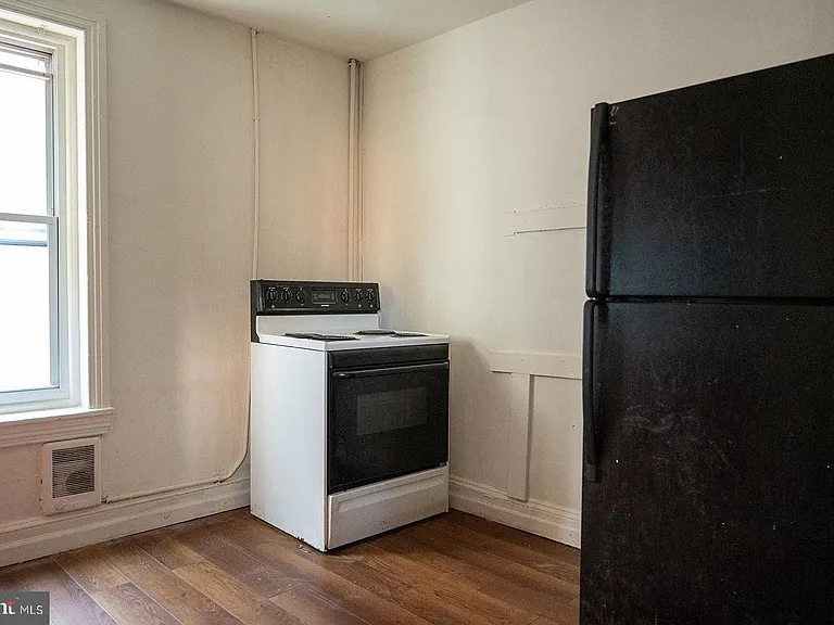 835 E Chelten Ave #3 — Photo 6