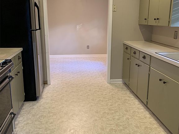 Galley Kitchen & Dinning Room