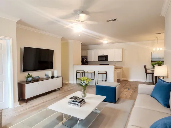 900 Dean Lee Dr APT 1608, Baton Rouge, LA 70820
