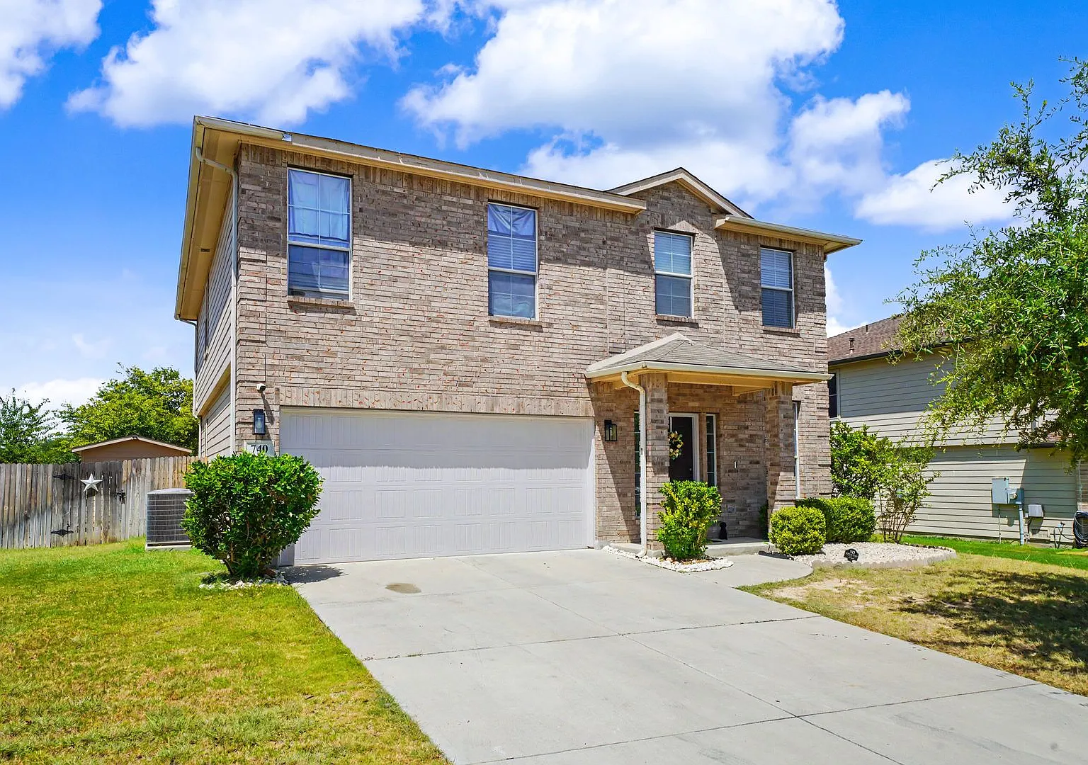 Spacious Schertz Home with Game Room - Realtor Commission: $500 — Photo 4
