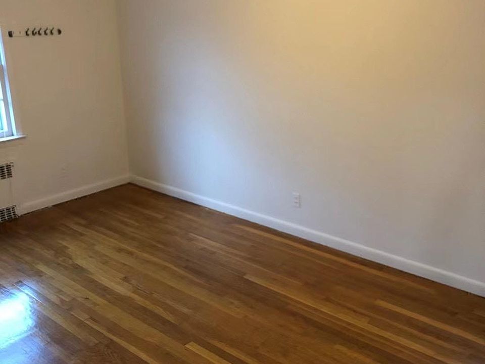 1st image of 134-31 58th Ave Floor 2