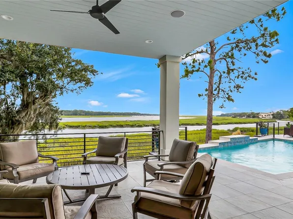 13 Fairfax Ln, Hilton Head Island, SC 29928