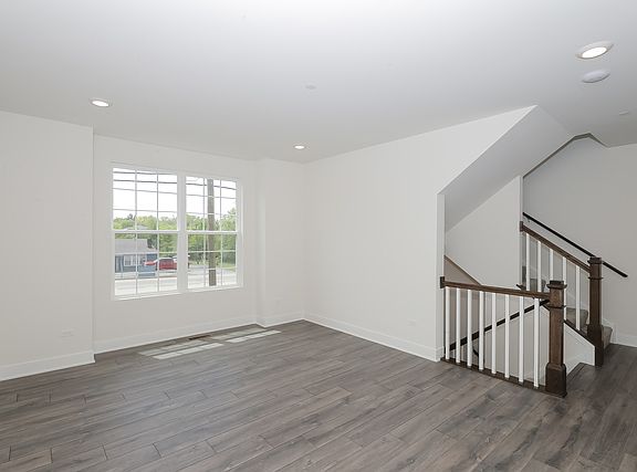 4th image of 9276 W 143rd St