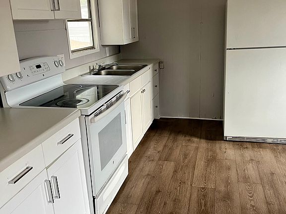 2nd image of 150 Sherwood Pl Lot 21