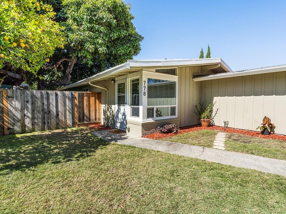 1st image of 778 Lakemuir Dr