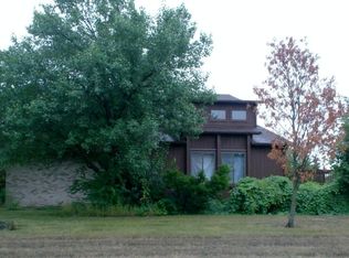 8860 Gomberg Ct, Milan, MI 48160