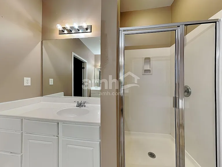 275 Beckenham Walk Dr — Photo 14